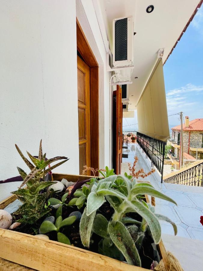 Guesthouse Lykourgos Mavrommation Luaran gambar